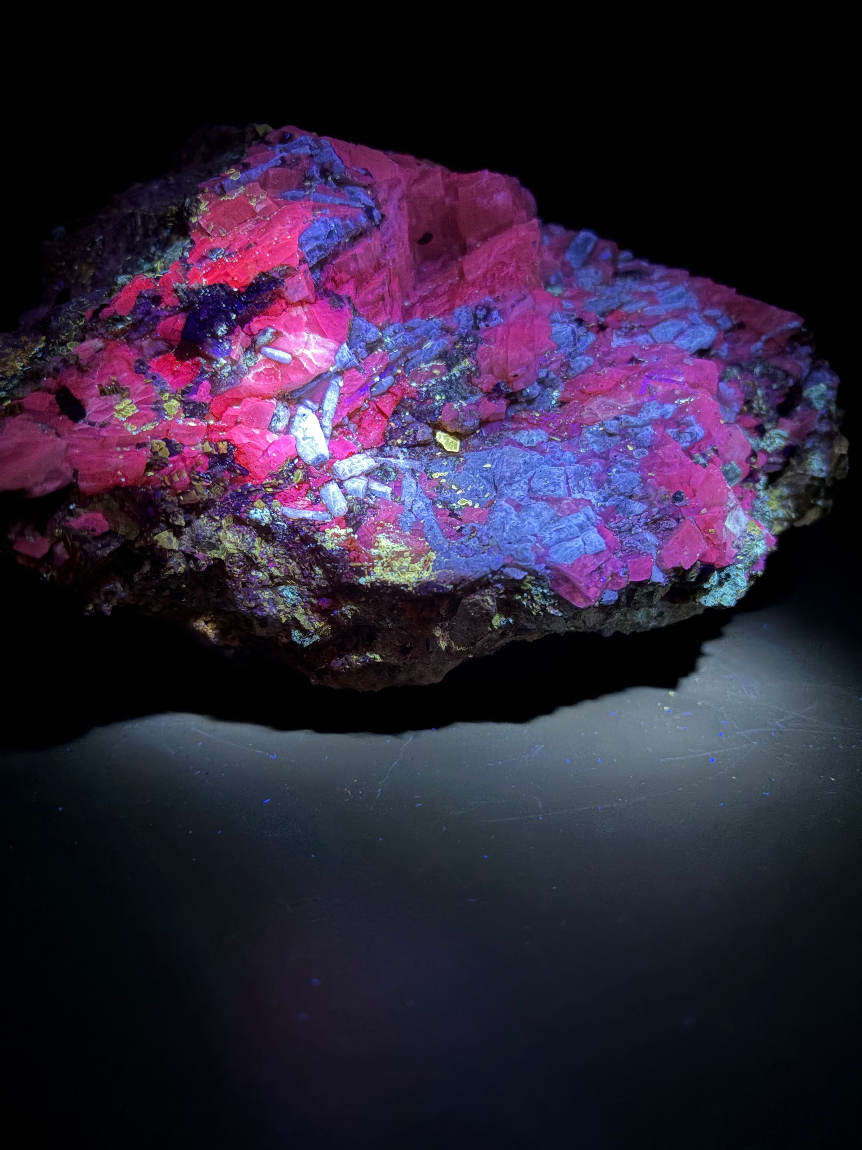 Fluorapatite, Calcite, Diopside, Scapolite & Phlogopite – Kazabazua, Québec, #198