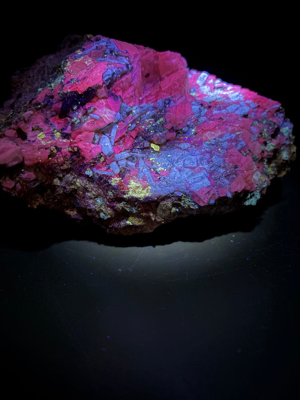 Fluorapatite, Calcite, Diopside, Scapolite & Phlogopite – Kazabazua, Québec, #198