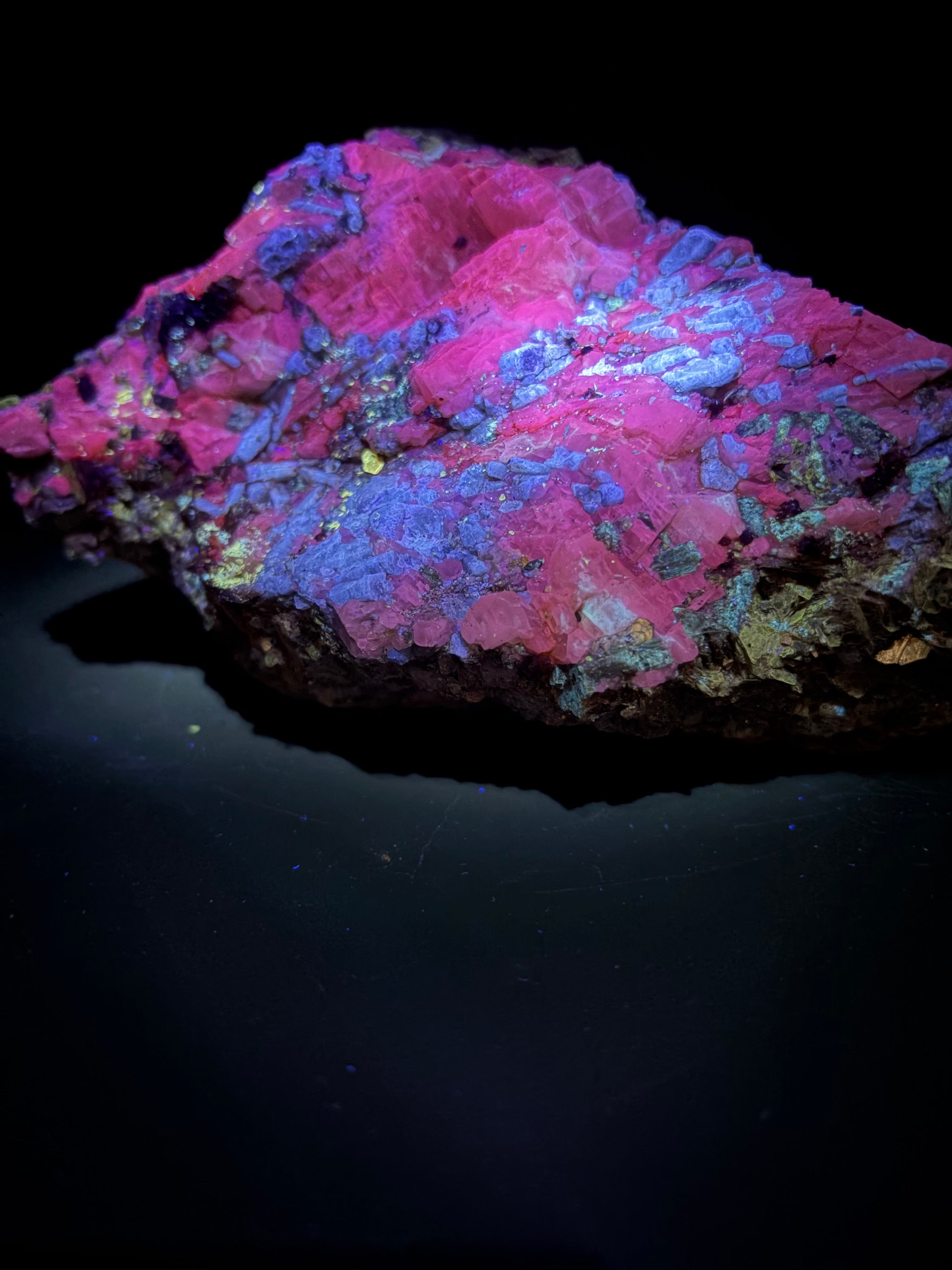 Fluorapatite, Calcite, Diopside, Scapolite & Phlogopite – Kazabazua, Québec, #198