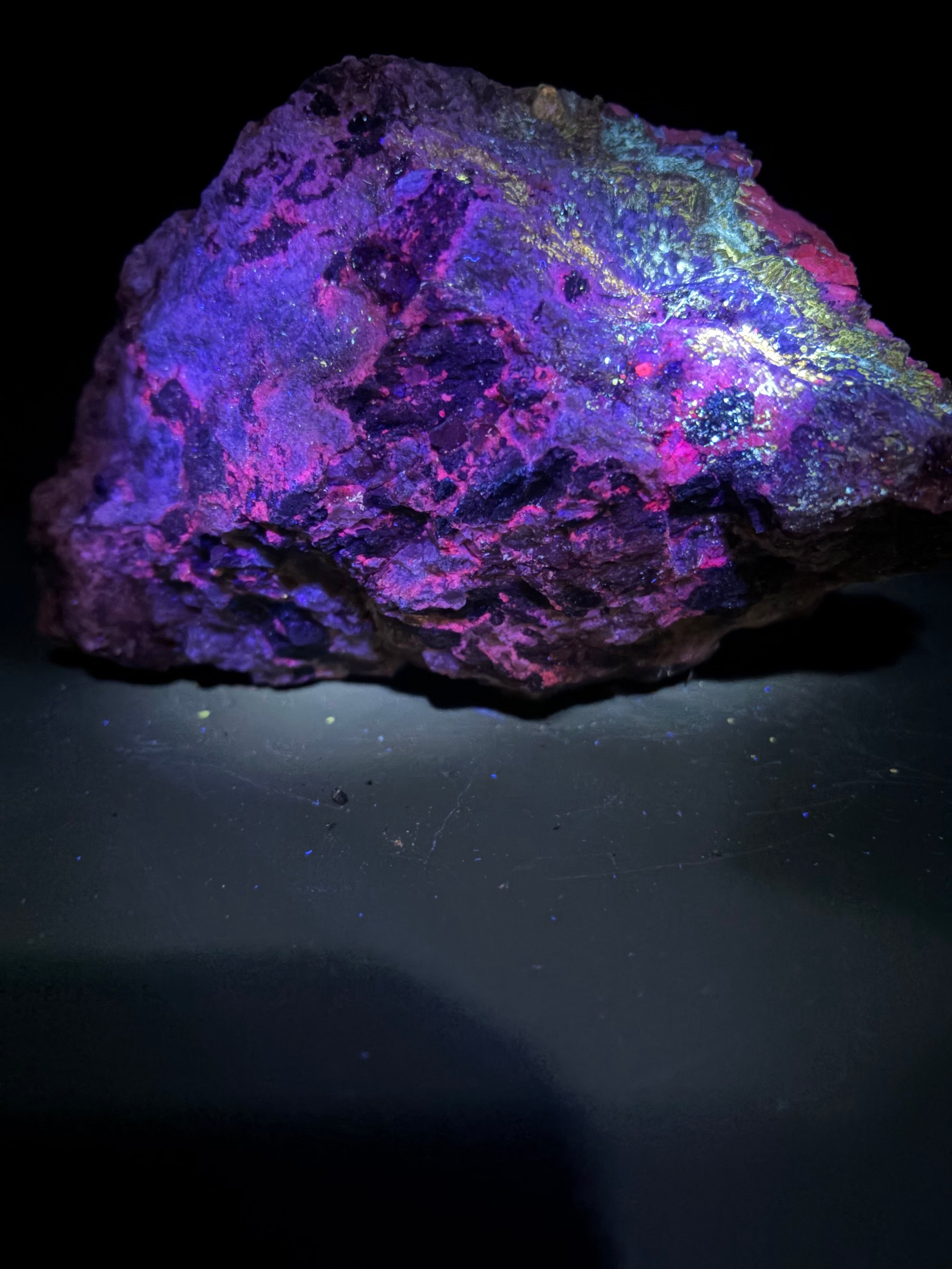 Fluorapatite, Calcite, Diopside, Scapolite & Phlogopite – Kazabazua, Québec, #198