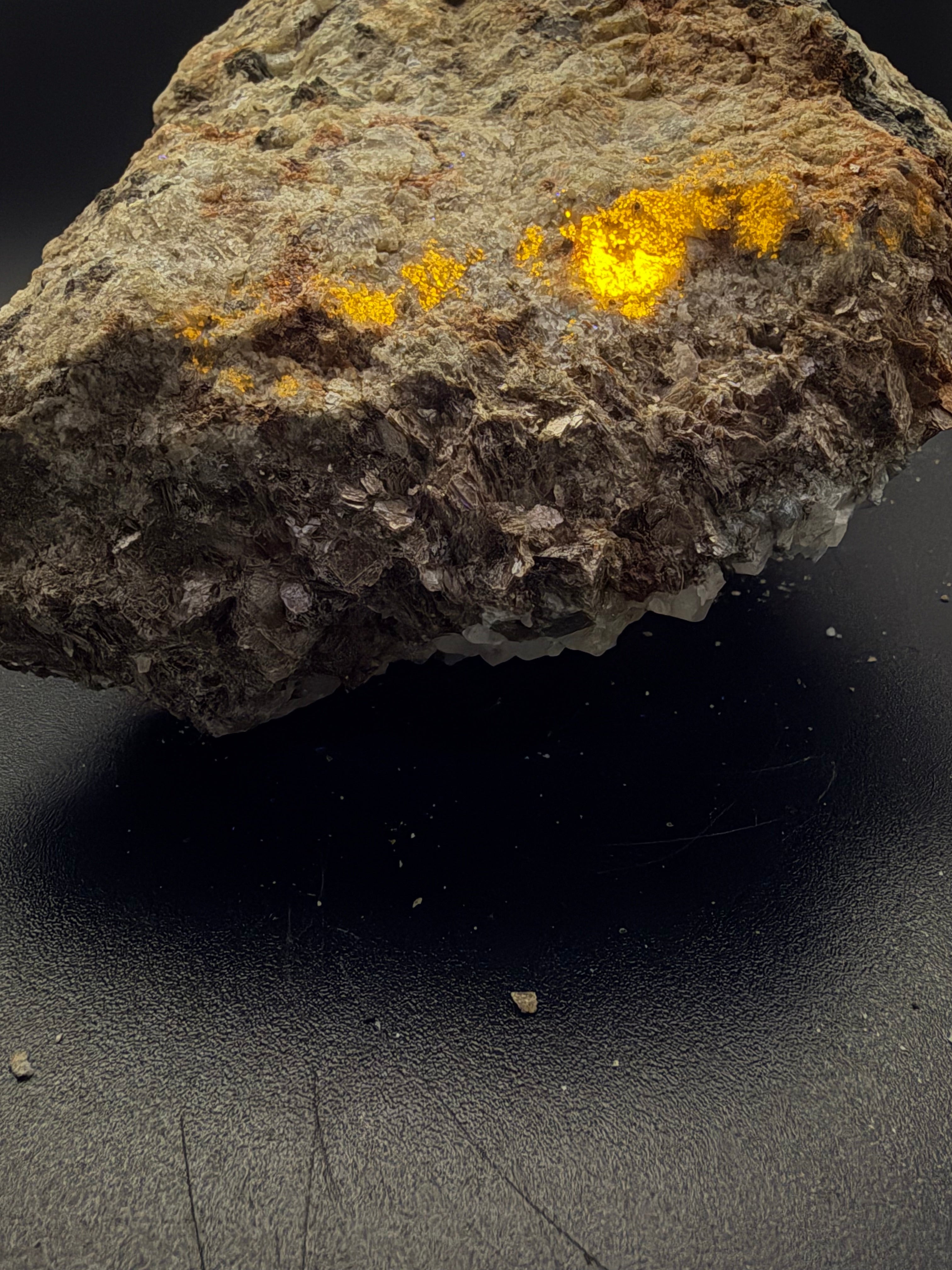 Fluorapatite, Calcite, Diopside, Scapolite & Phlogopite – Kazabazua, Québec, #198