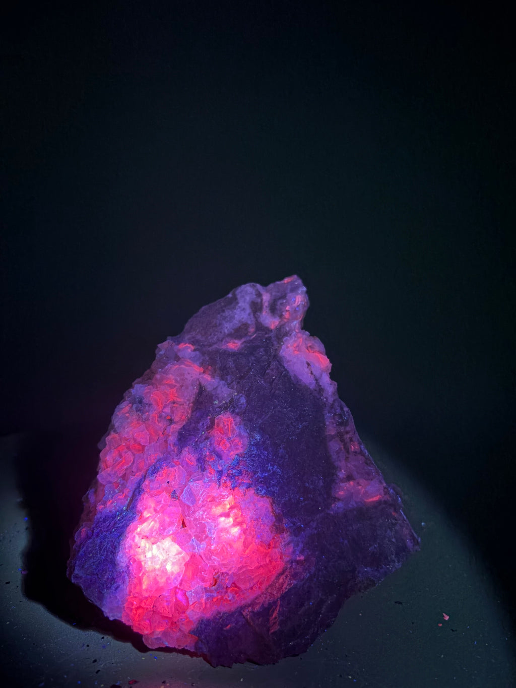 Calcite avec Feldspath – Cantley, Québec