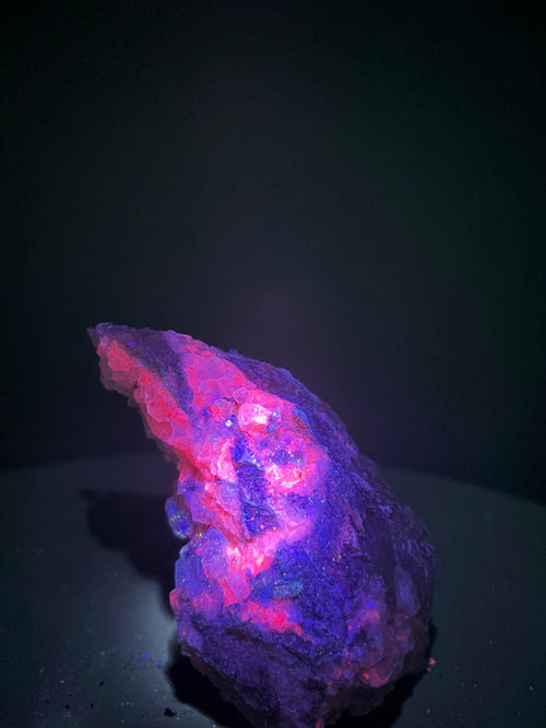 Calcite avec Feldspath et Fluorapatite – Cantley, Québec