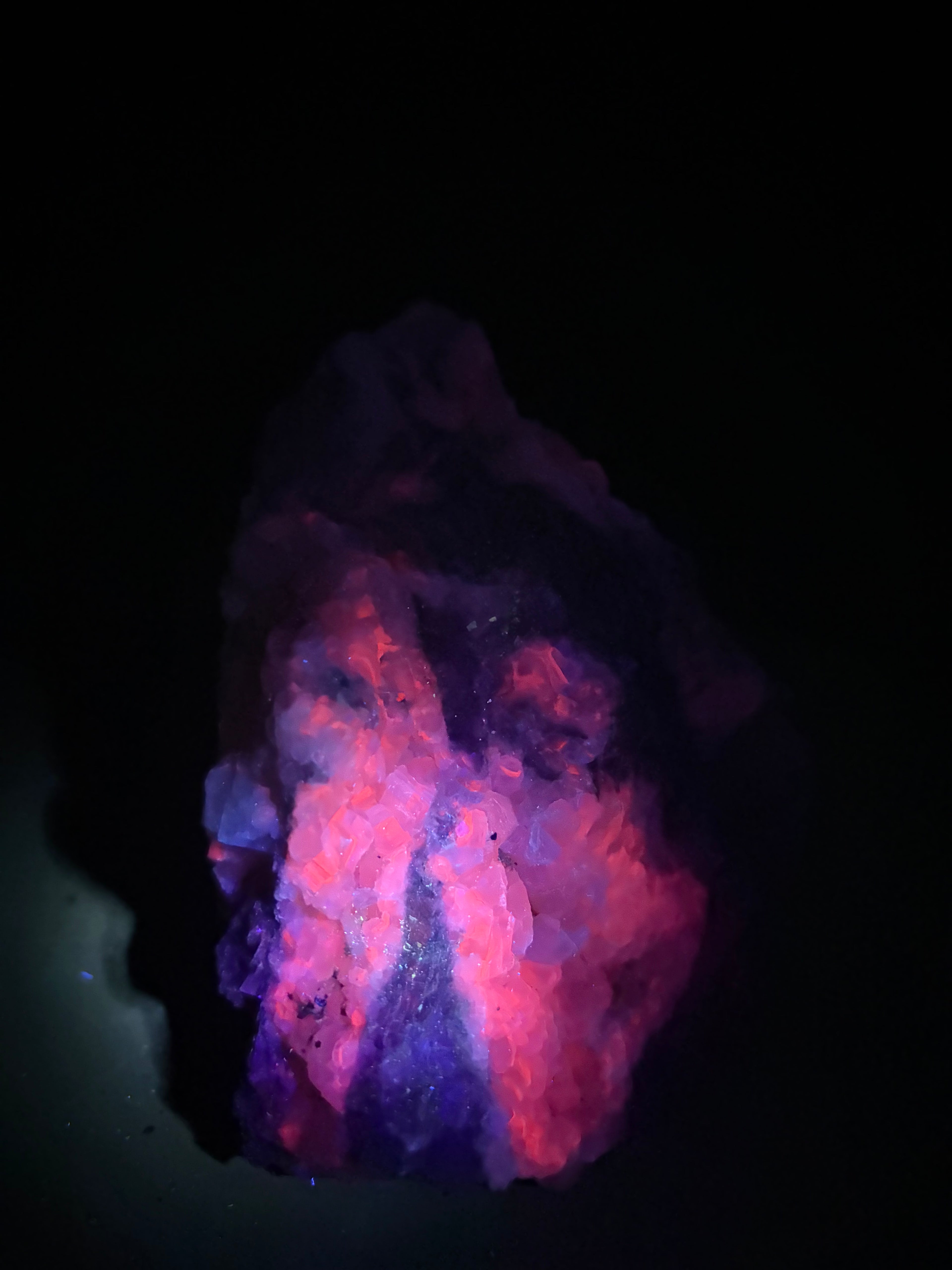 Calcite avec Feldspath – Cantley, Québec