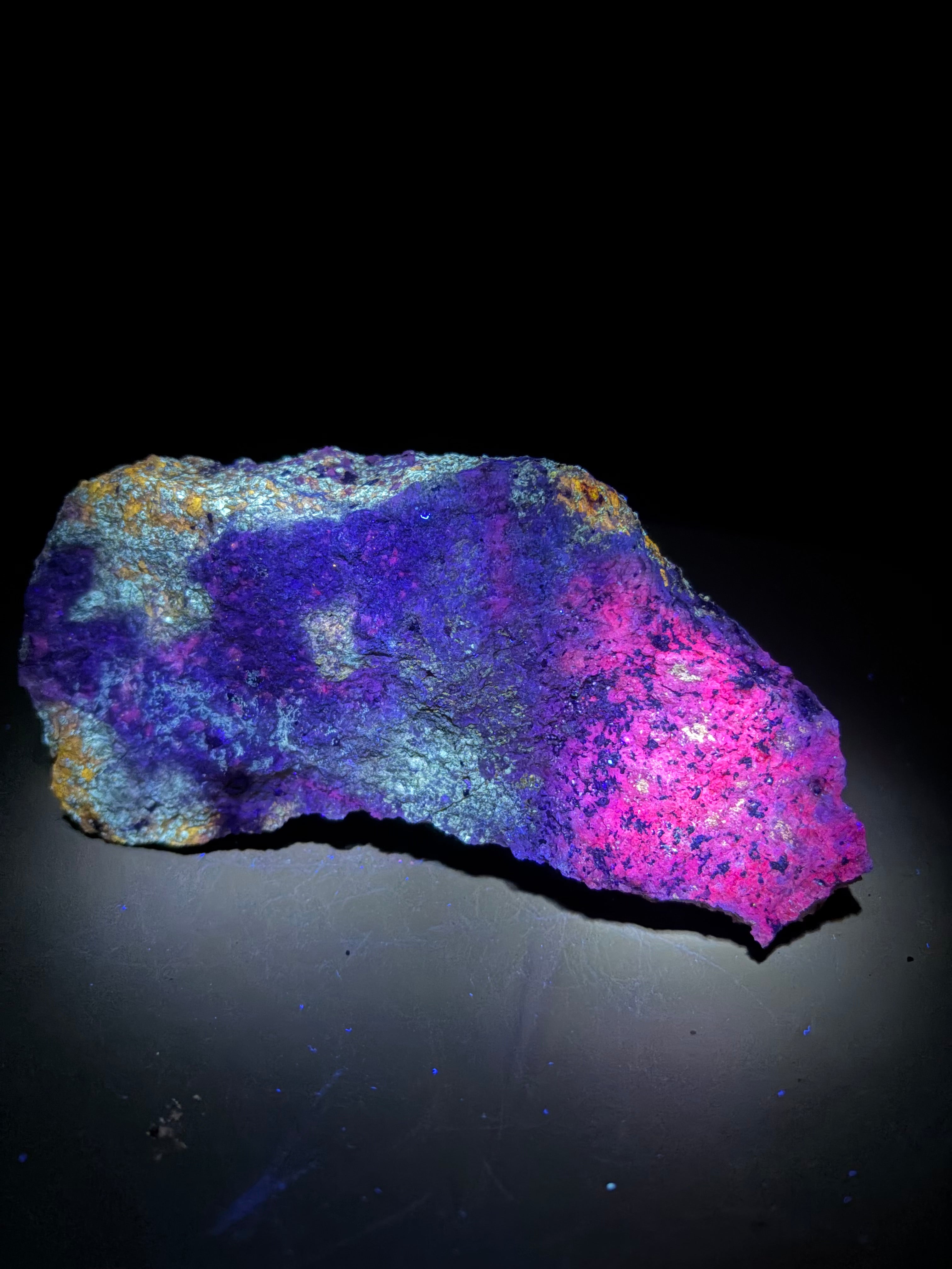 Diopside, Scapolite et Feldspath – Kazabazua, QC