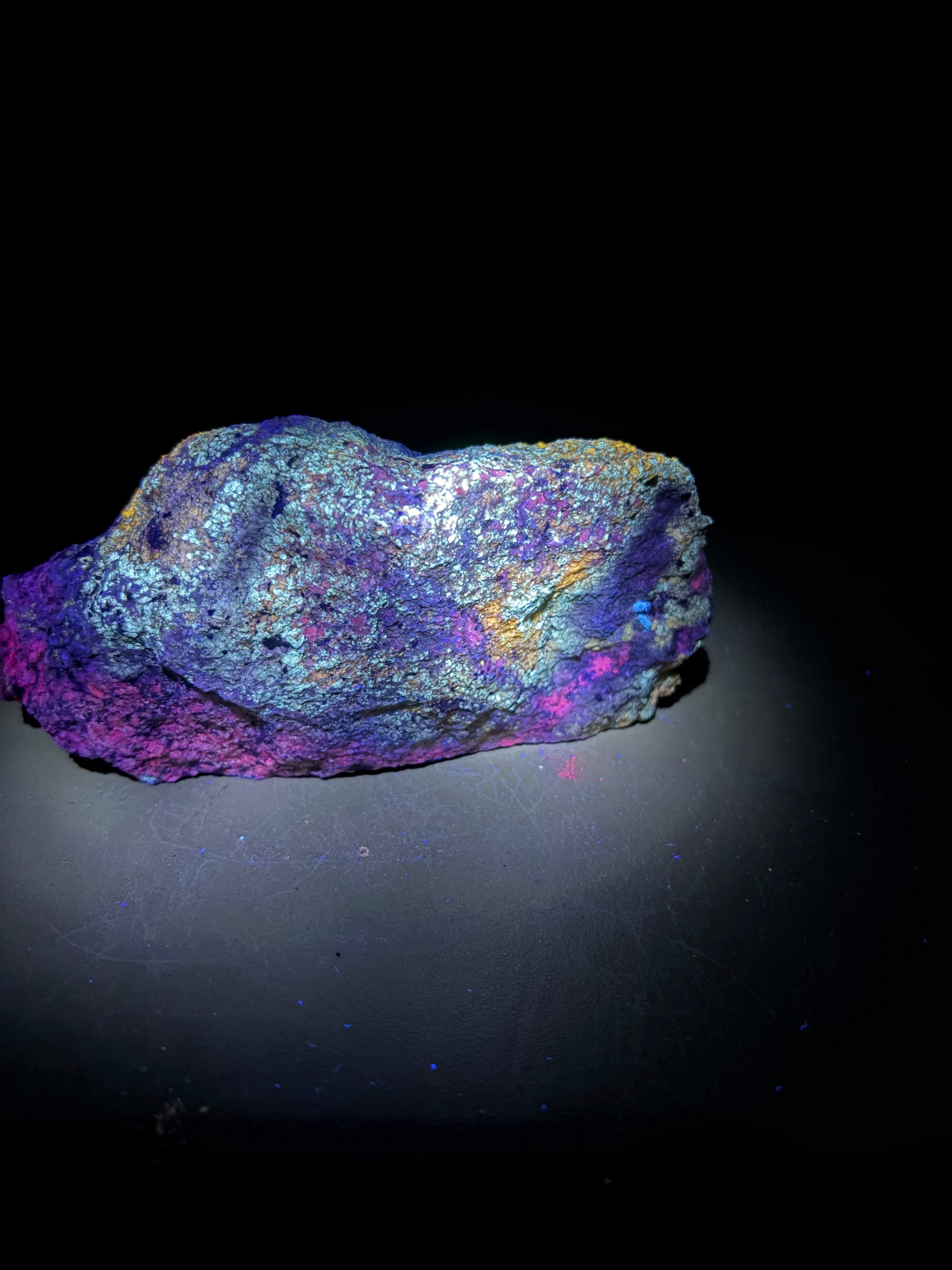 Diopside, Scapolite et Feldspath – Kazabazua, QC