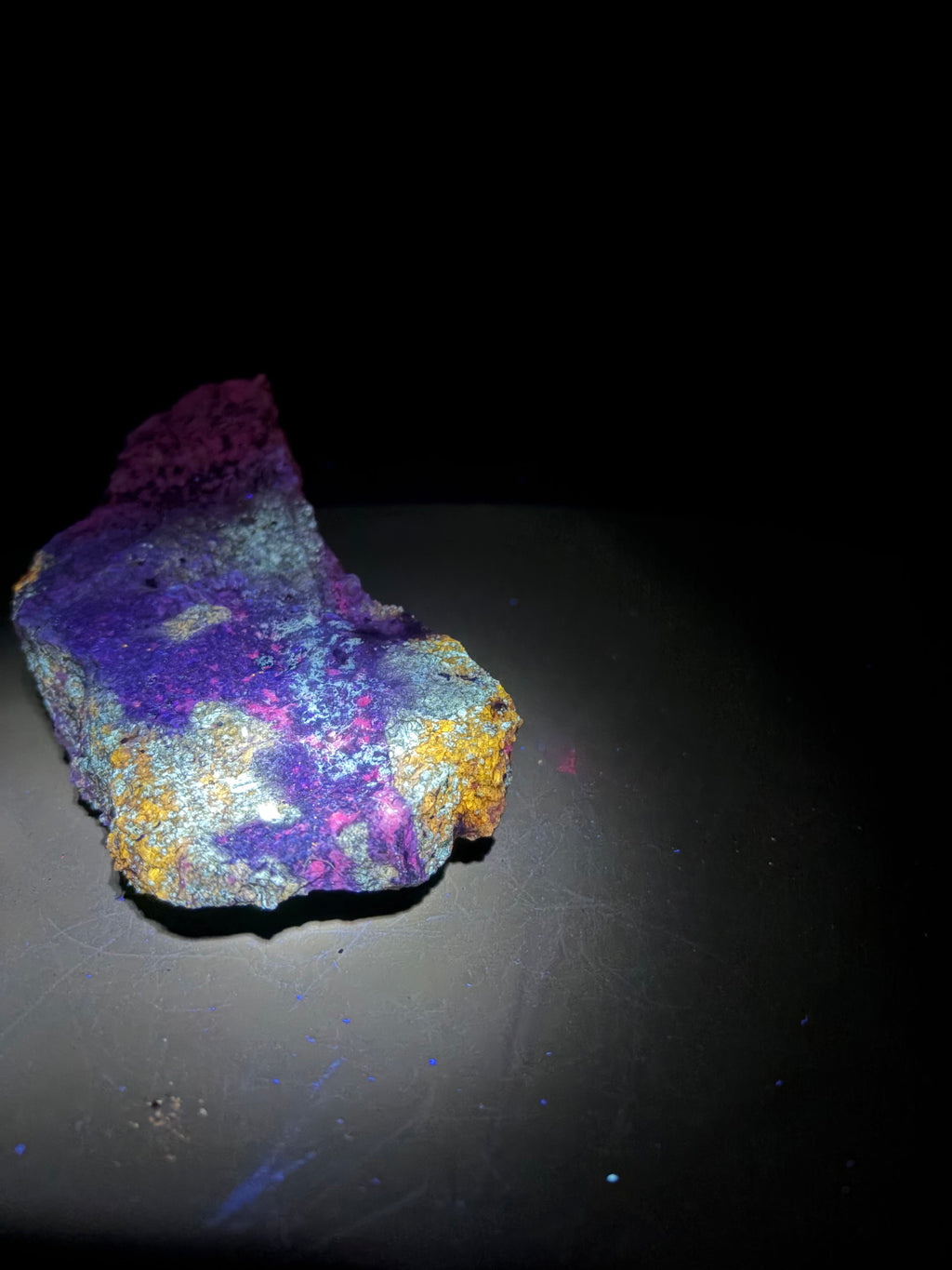 Diopside, Scapolite et Feldspath – Kazabazua, QC
