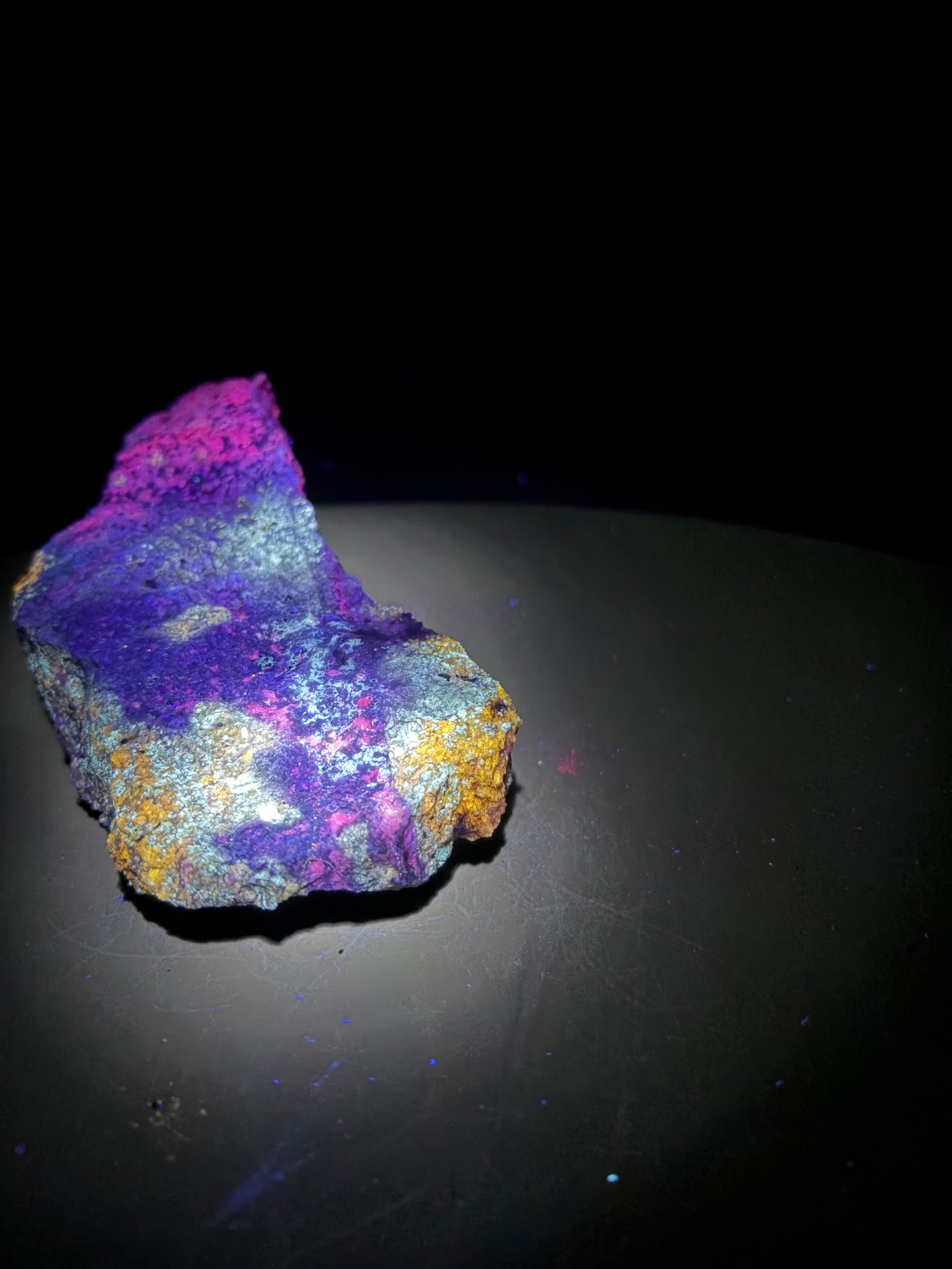Diopside, Scapolite et Feldspath – Kazabazua, QC