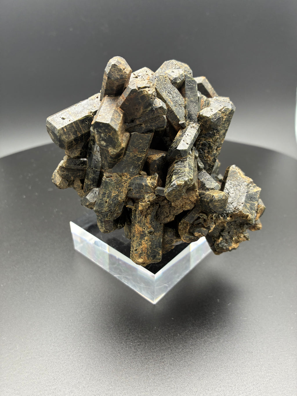 Amas d'Augite noir-vert, Low, Québec, Canada, Grenville, SpMed#133